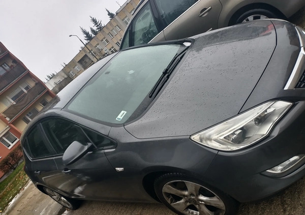 Opel Astra cena 20000 przebieg: 265000, rok produkcji 2012 z Olsztyn małe 92
